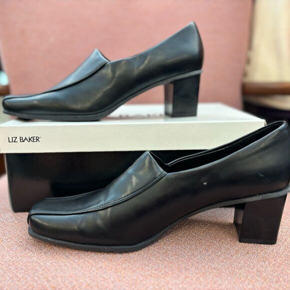 Liz Baker Millie Black 8M heels 2" - Picture 2 of 6